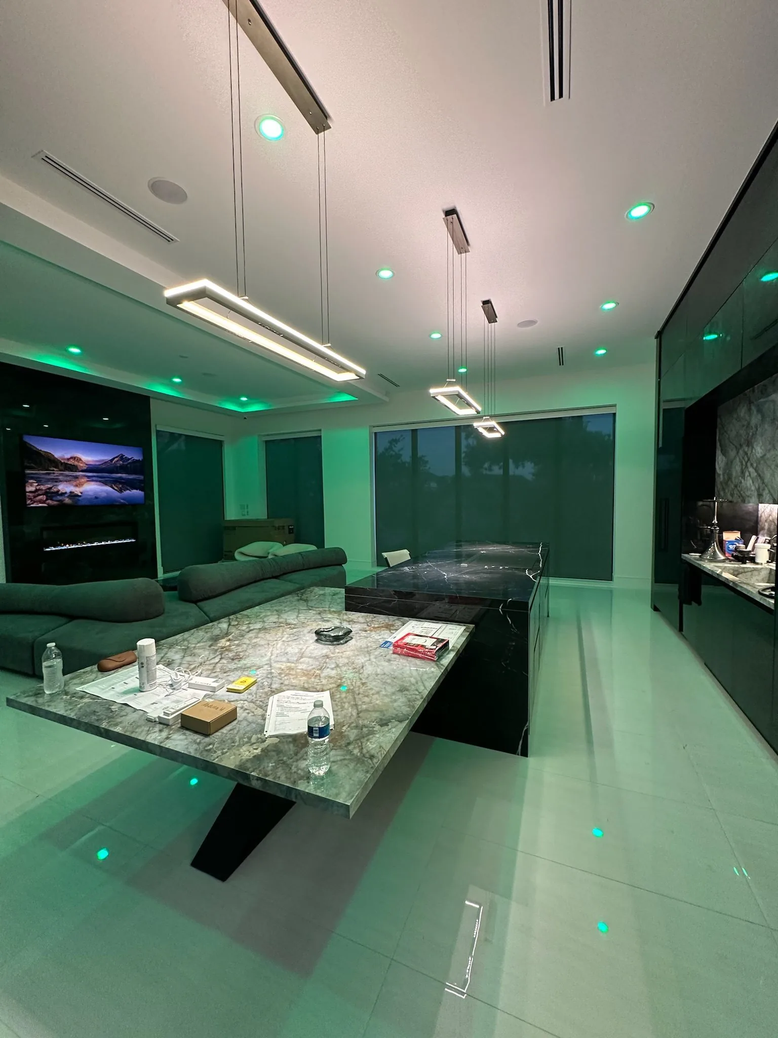 Modern marble lounge with TMAX interior shades